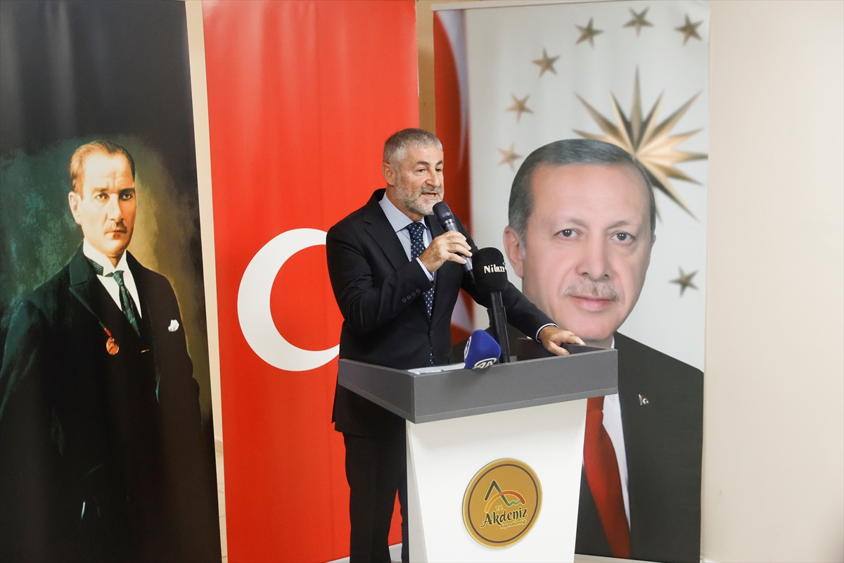Mersin'de Açılan Yeni Kütüphane Gençleri Bilgiyle Buluşturuyor