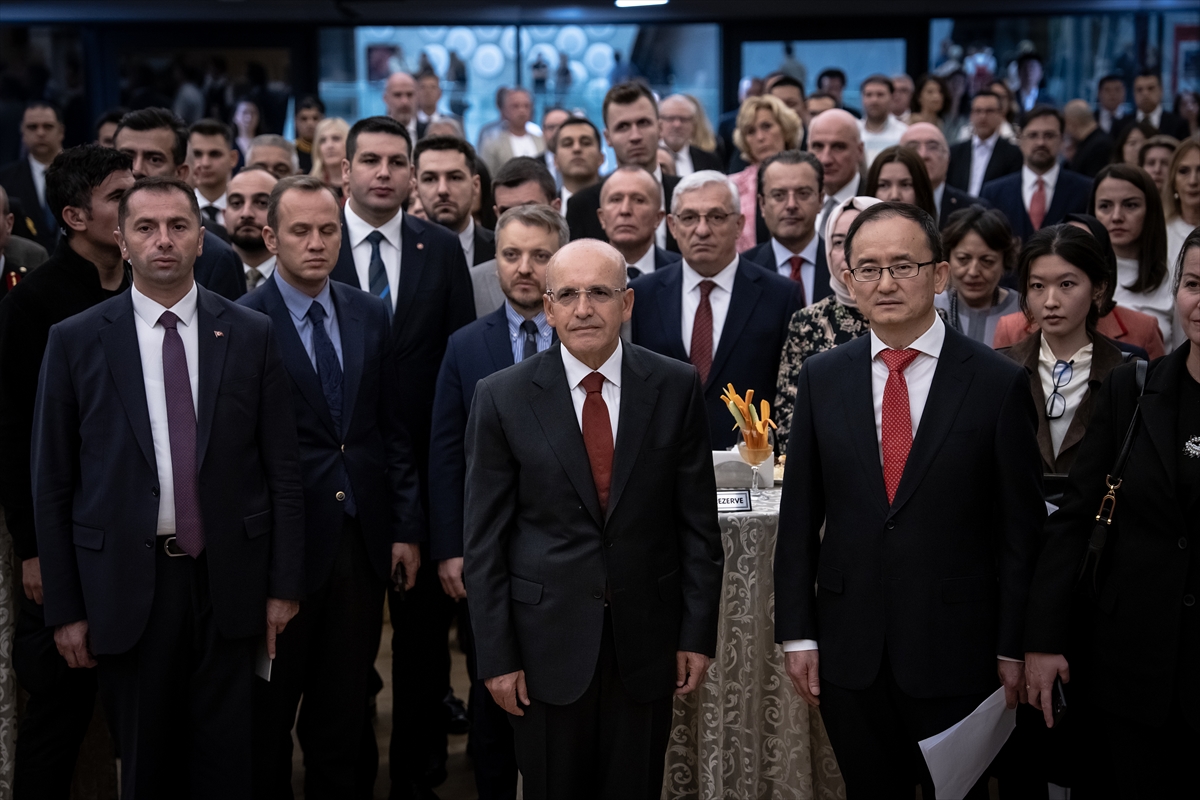 Hazine ve Maliye Bakanı Şimşek'in Katıldığı Çin Resepsiyonunda Kritik İşbirliği Mesajı