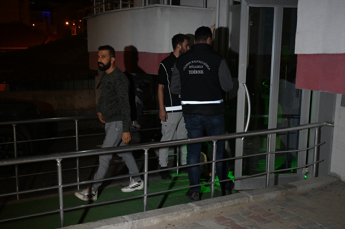 Edirne'nin Ara Sokaklarında Yakalanan Düzensiz Göçmenler Gündemde