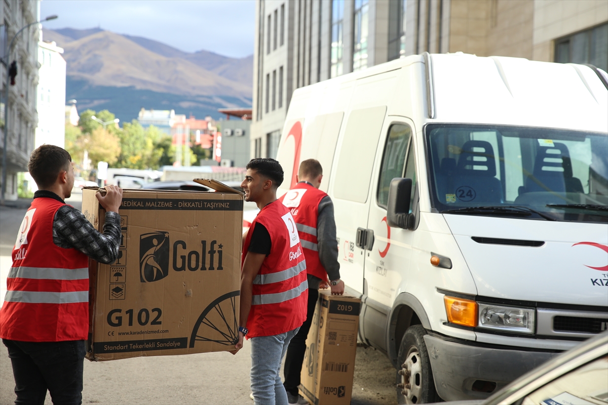 Erzurum'da Türk Kızılay'dan Engellilere Başlayan Yardım Seferberliği