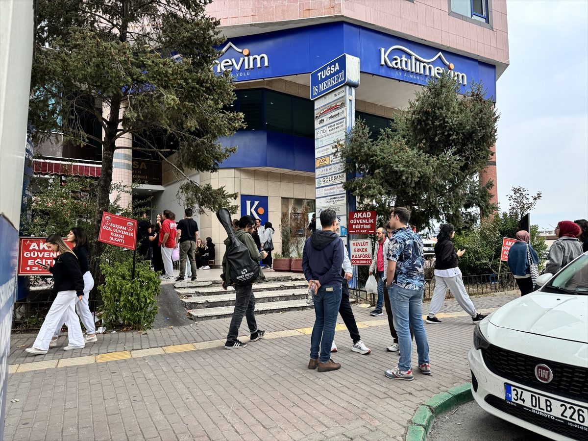 Kütahya'nın 5,4 Büyüklüğündeki Depremi Korkuttu