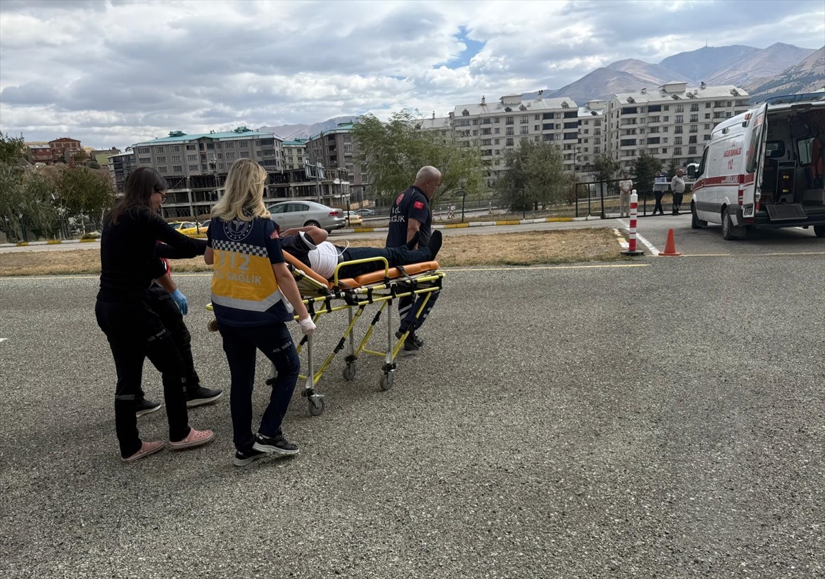 Erzurum'da Kalp Krizi Geçiren Hasta İçin Helikopter Seferber Oldu