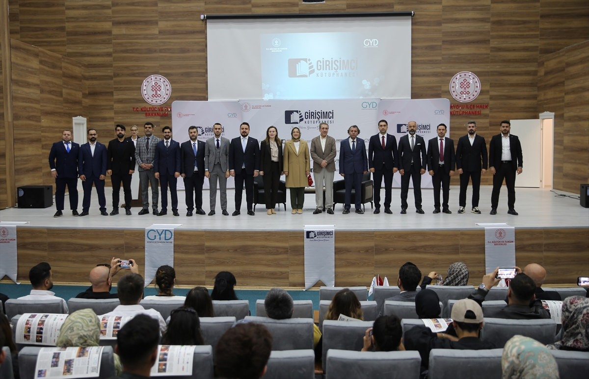 Van'da Girişimcilik İlhamı Yükseliyor: Yeni Nesil Kütüphane Buluşması