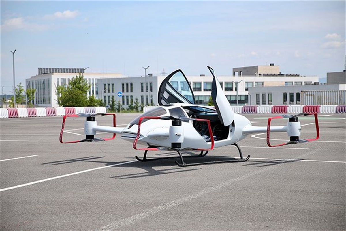 Yerli Uçan Araba AirCar ile Geleceğe Yolculuk Başlıyor