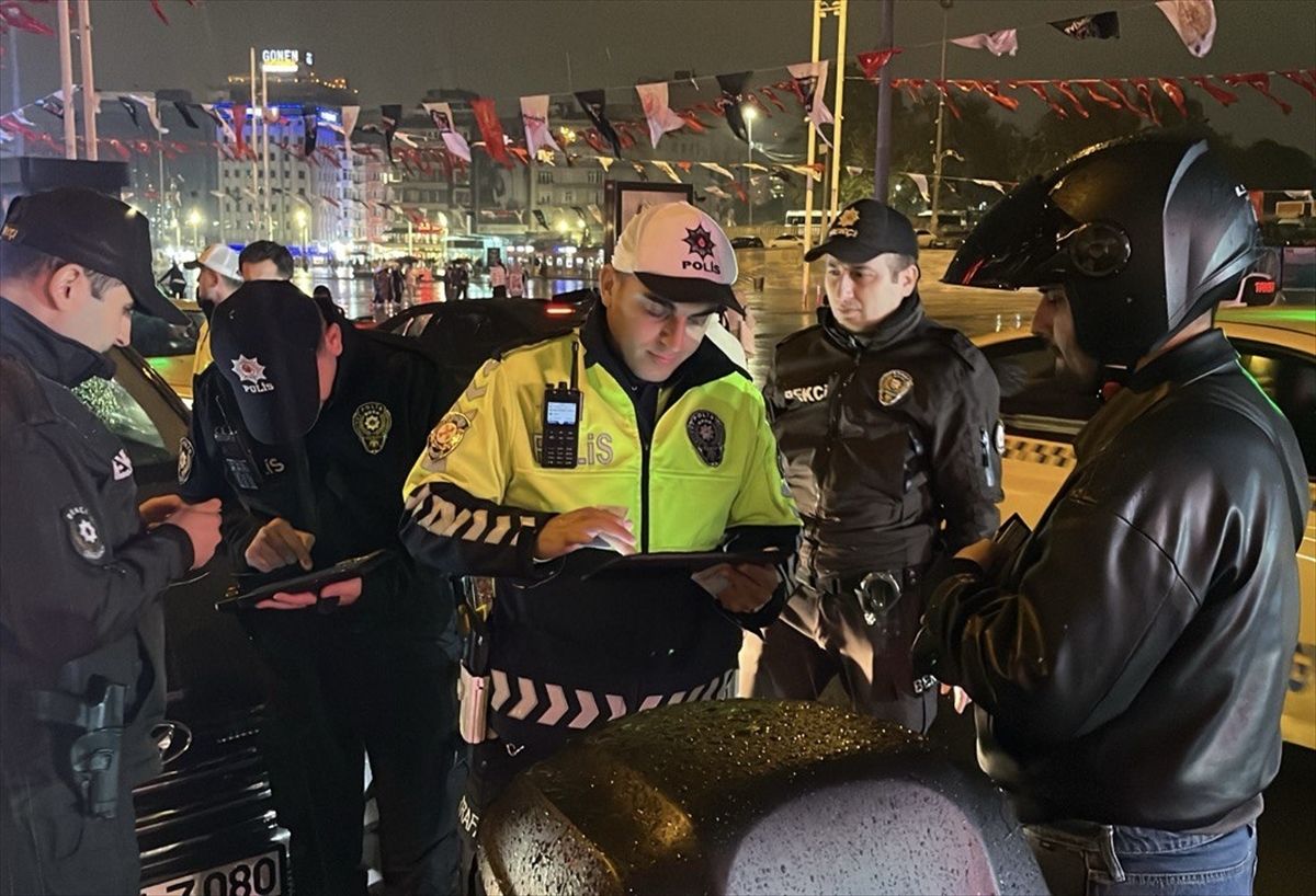 İstanbul'da gece huzur uygulaması başladı
