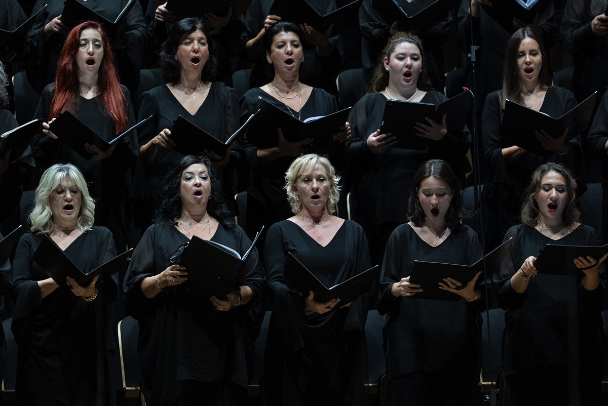 CSO'nun 200. yıl özel konserinde tarih yazıldı