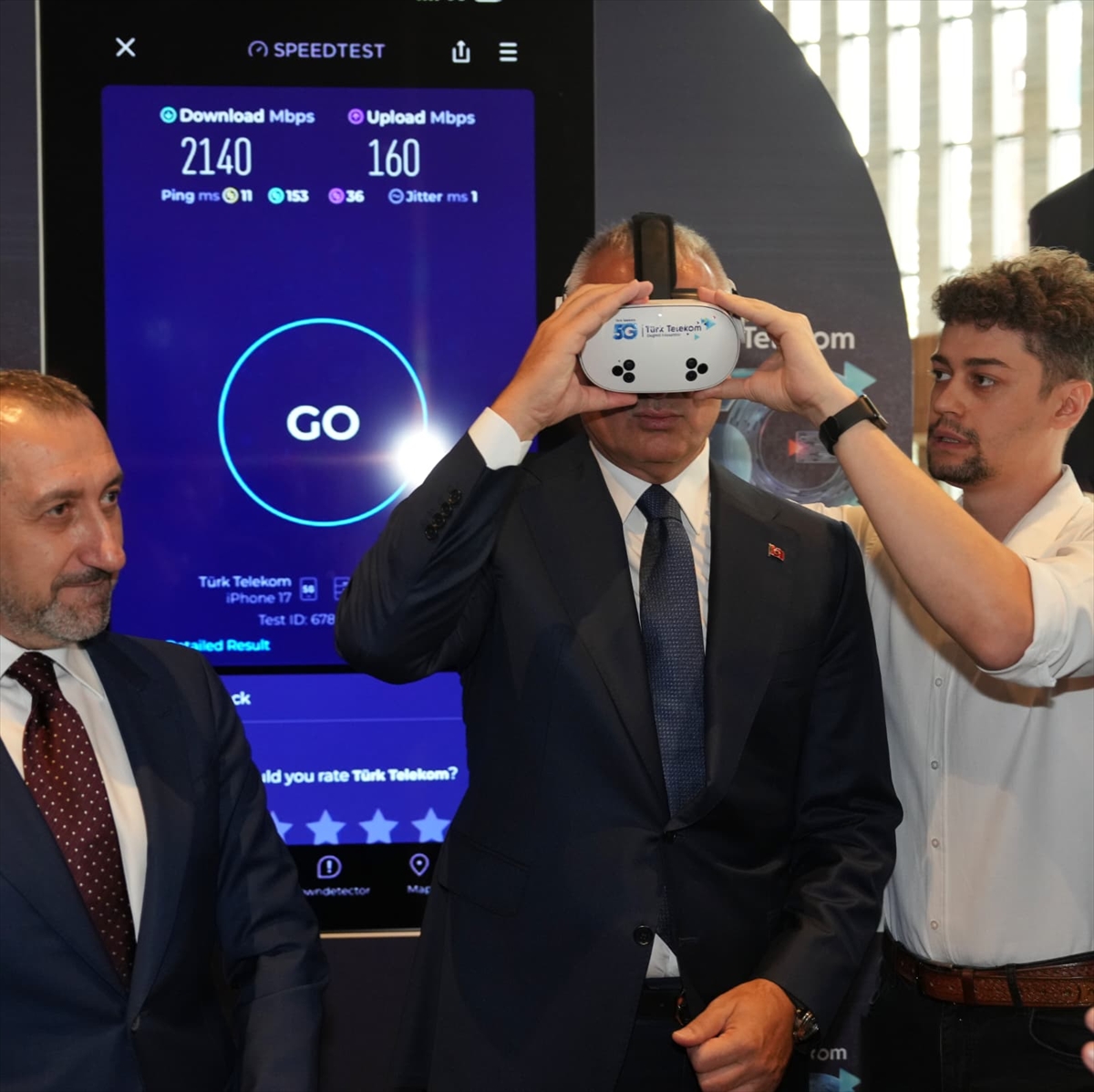 Türk Telekom AKM'de 5G ile Sanal Gerçeklik Deneyimi Sunuyor