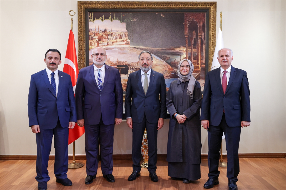 Diyanet İşleri'nde Görev Değişimi: Yeni Başkan Yardımcıları Kimler?