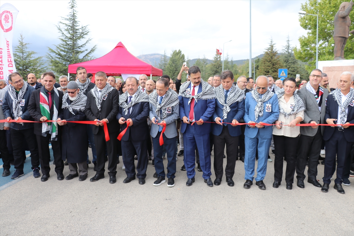 Isparta'da Gazze İçin Vicdan Köprüsü Kuruldu
