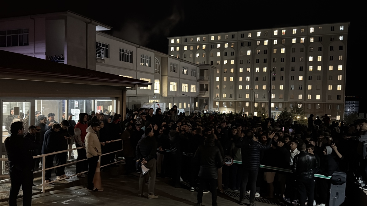 Edirne'deki öğrenci yurdunda su sorunu öğrencileri isyan ettirdi