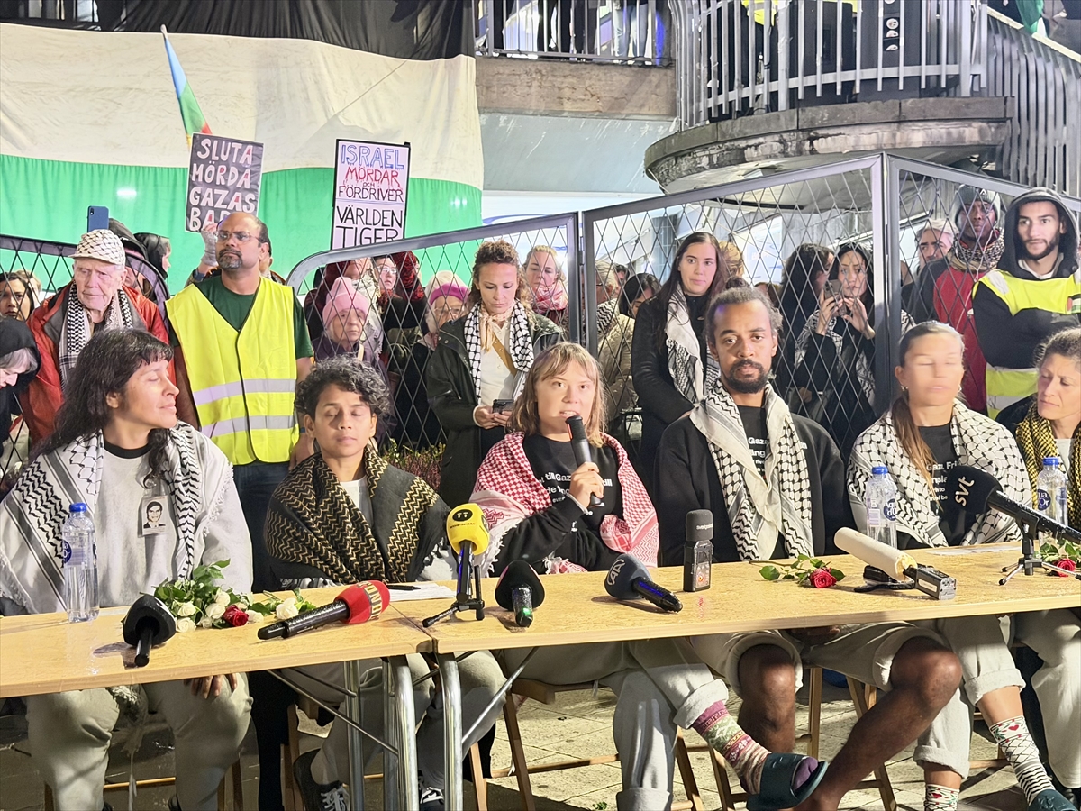 Greta Thunberg: İsrail'de Temiz Su Bulamadık Hastalandık