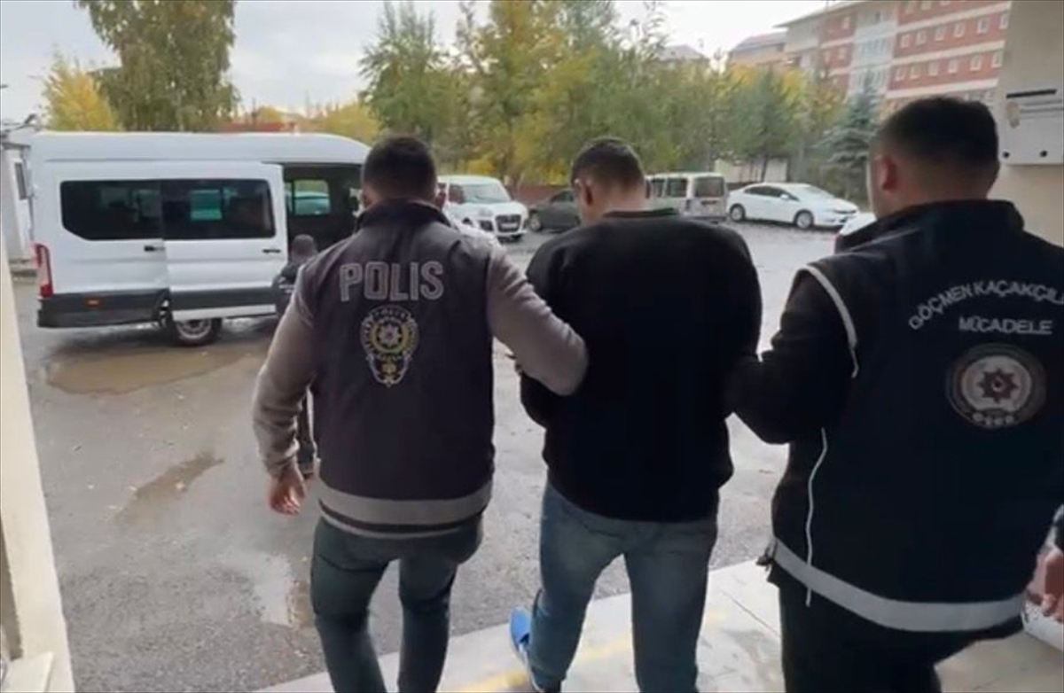 Ağrı'da Göçmen Kaçakçılığına Büyük Darbe: 3 Tutuklama