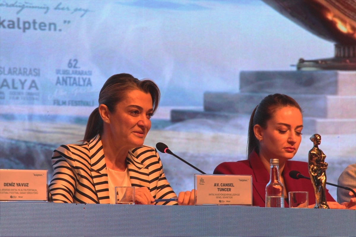 Antalya Altın Portakal Film Festivali'nde Kalpten Gelen Anlar