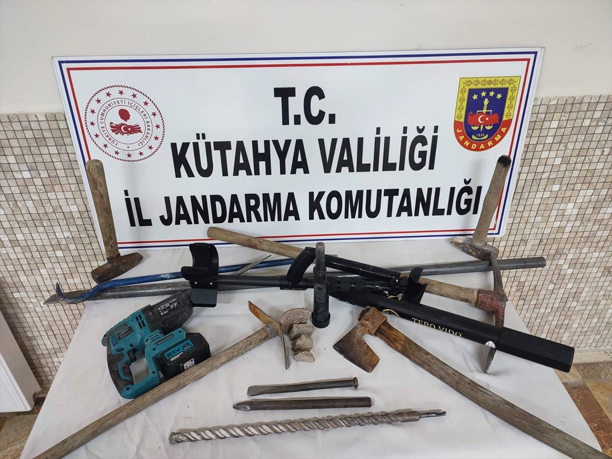 Kütahya'nın Gizemli Kazısı Ortaya Çıktı: 9 Kişi Yakalandı