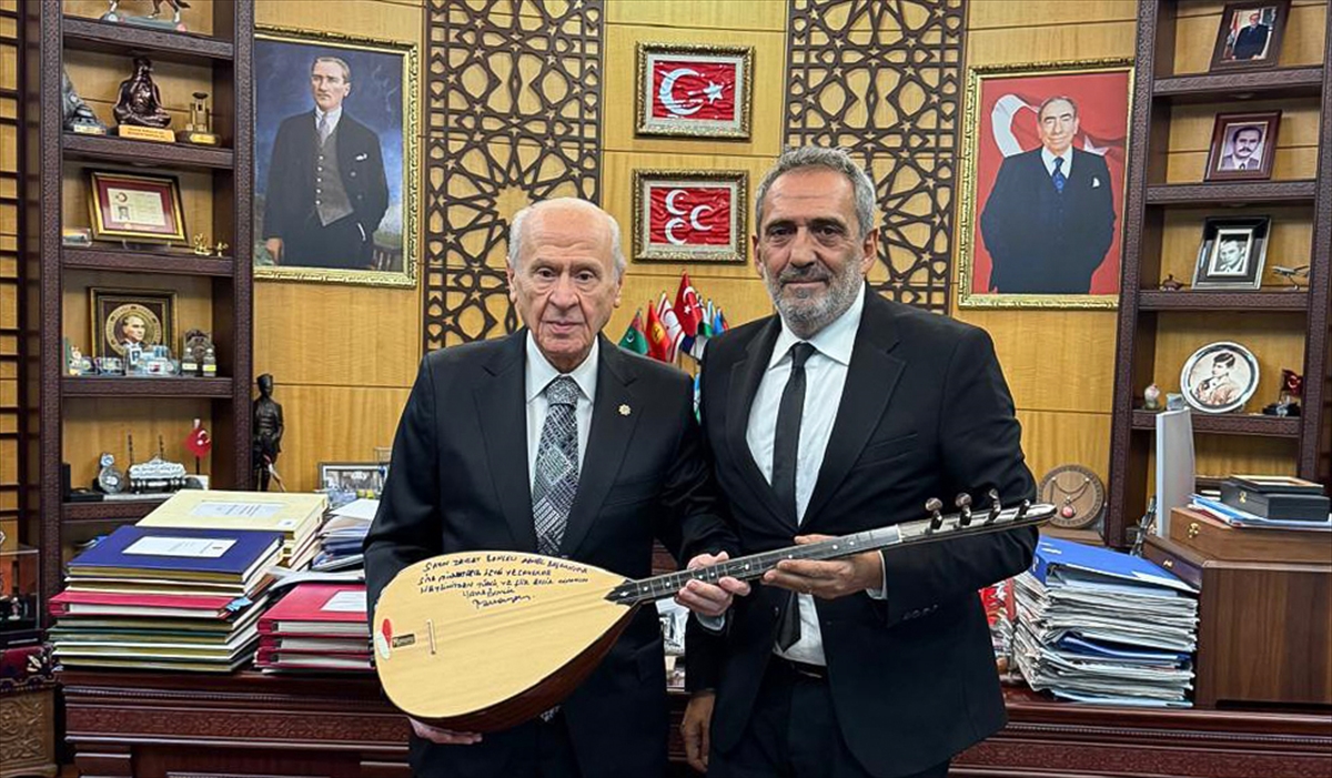 Devlet Bahçeli'den Yavuz Bingöl'e Özel Karşılama