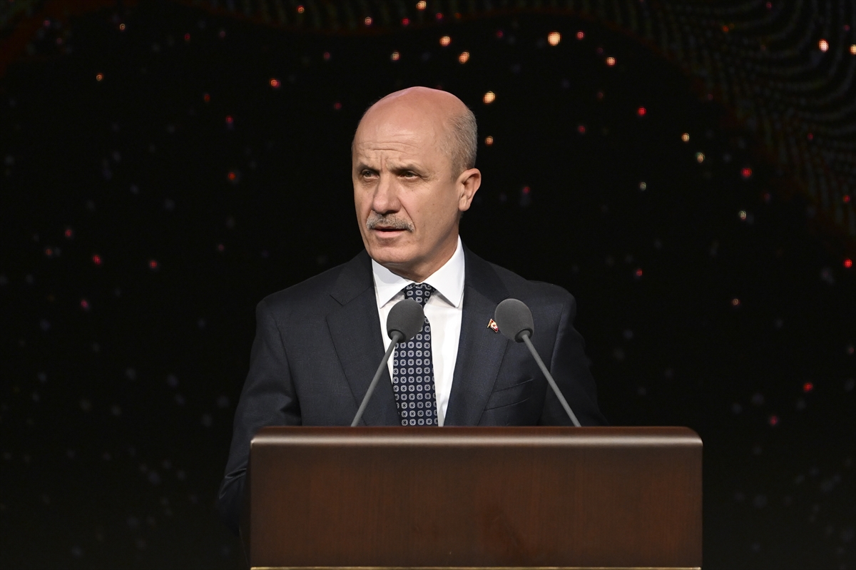 YÖK Başkanı Özvar Yeniliklerle Dolu Eğitim Vizyonunu Açıkladı