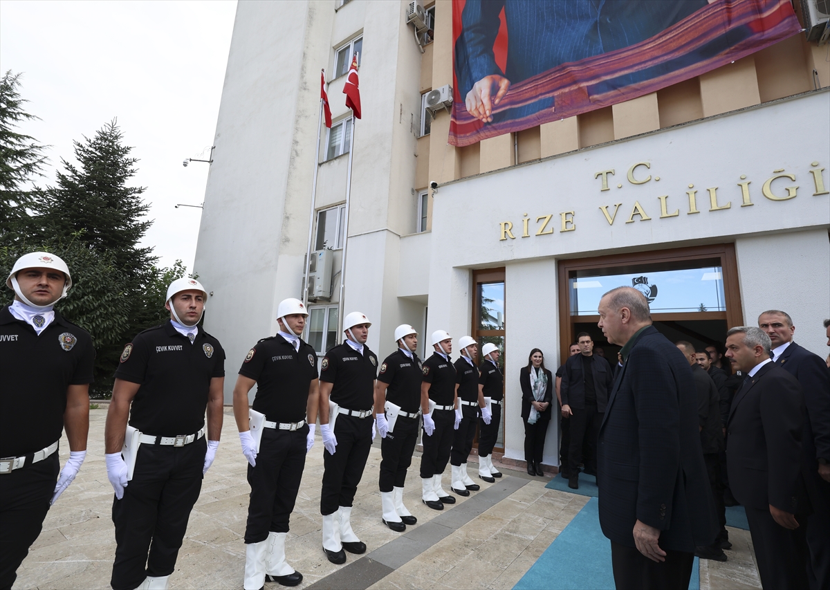 Cumhurbaşkanı Erdoğan'ın Rize Çıkarması