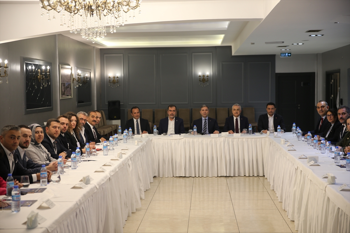 Ege Bölgesi'nde AK Parti'nin Kritik Strateji Toplantısı