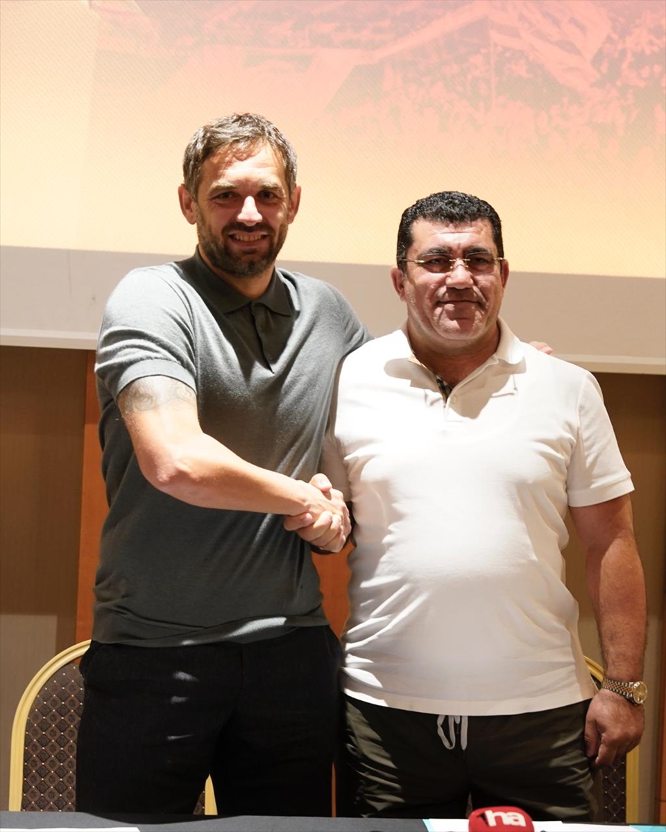 Radomir Djalovic Kayserispor'da İmza Attı: Yeni Başlangıç