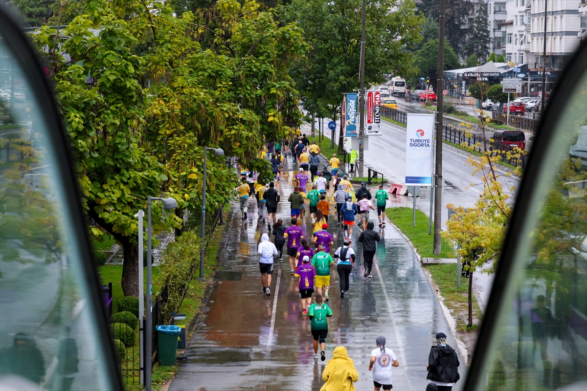 Ordu'da Renkli Yarış Başladı: Yarı Maraton ve Halk Koşusunda Büyük İlgi