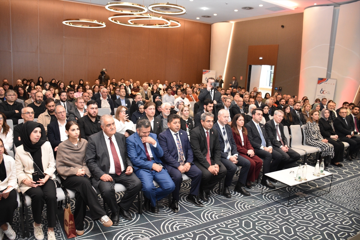 YTB Fransa'da Türk Diasporasının 60 Yıllık Yolculuğunu Kutladı