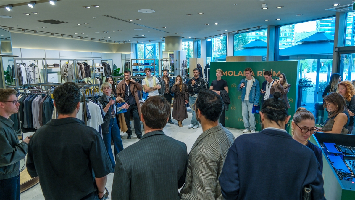 D'S damat Sonbahar-Kış Koleksiyonuyla Moda Dünyasında Yeni Bir Soluk