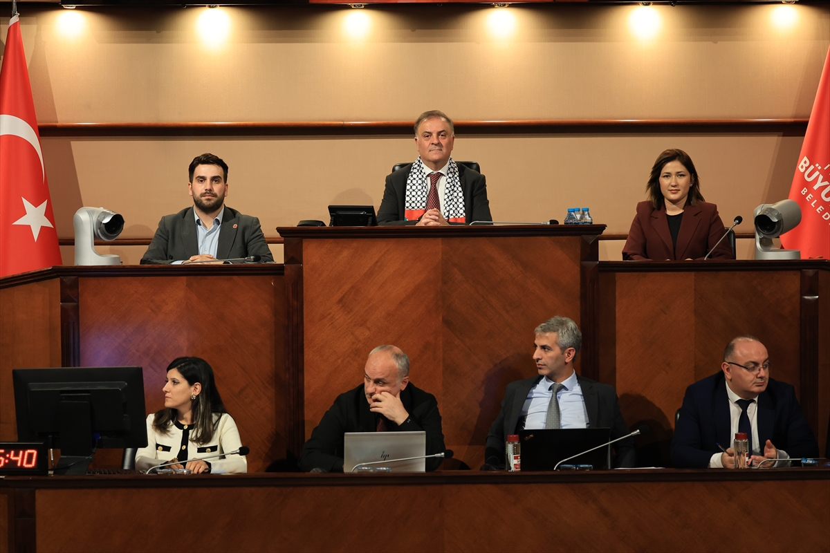 İstanbul'un Yeni Zam Rüzgarı İBB Meclisinde Tartışma Yaratıyor