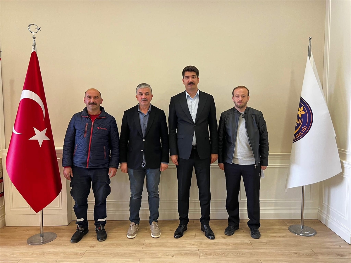 Kaymakam Tuncer Futbol Sahasına İniyor Korgan Belediyespor ile Tarihi Karar