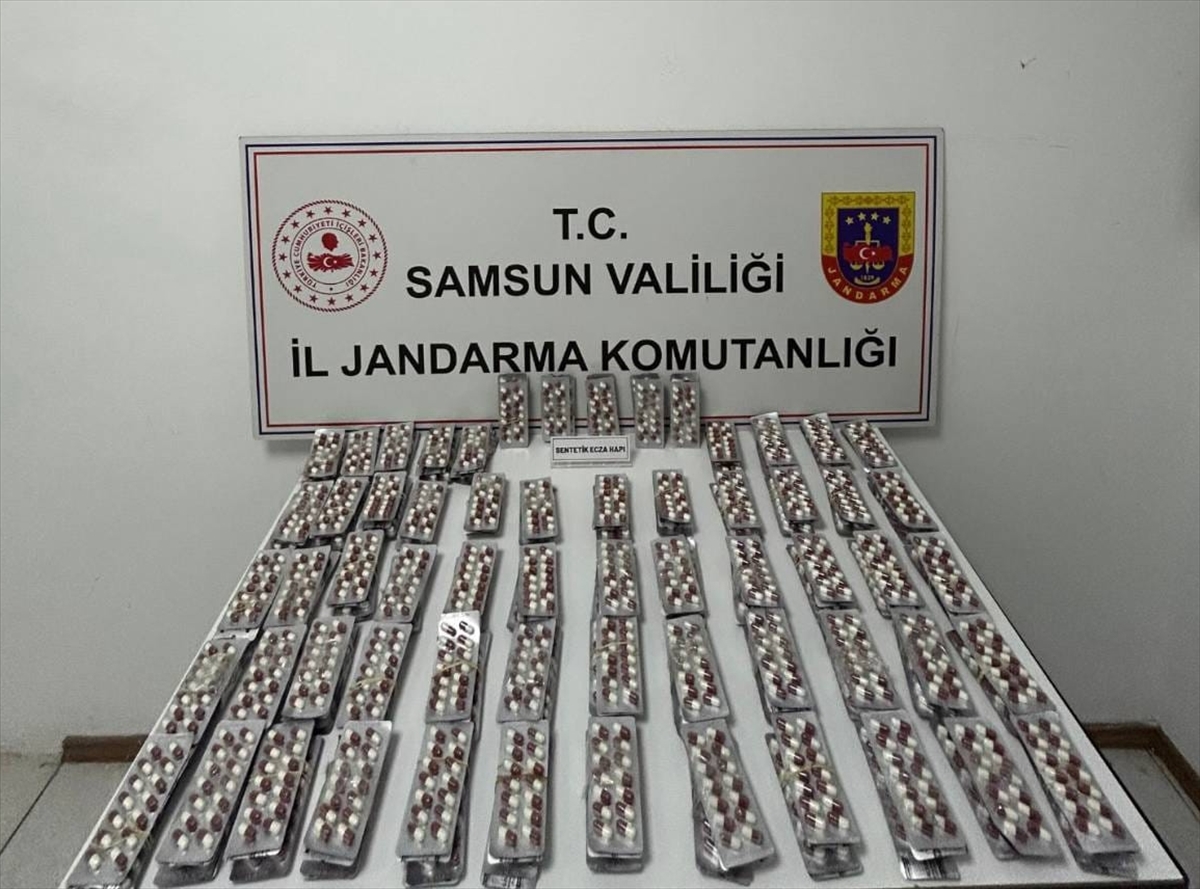 Samsun'da zehirli tuzak ortaya çıktı: Yüzlerce uyuşturucu hap bazadan çıktı