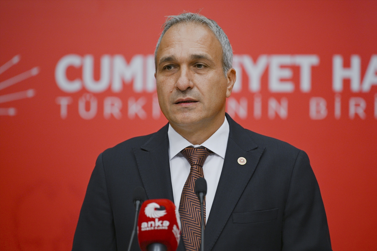 Suat Özçağdaş: Zorunlu Eğitim Türkiye'nin Geleceği İçin Kritik