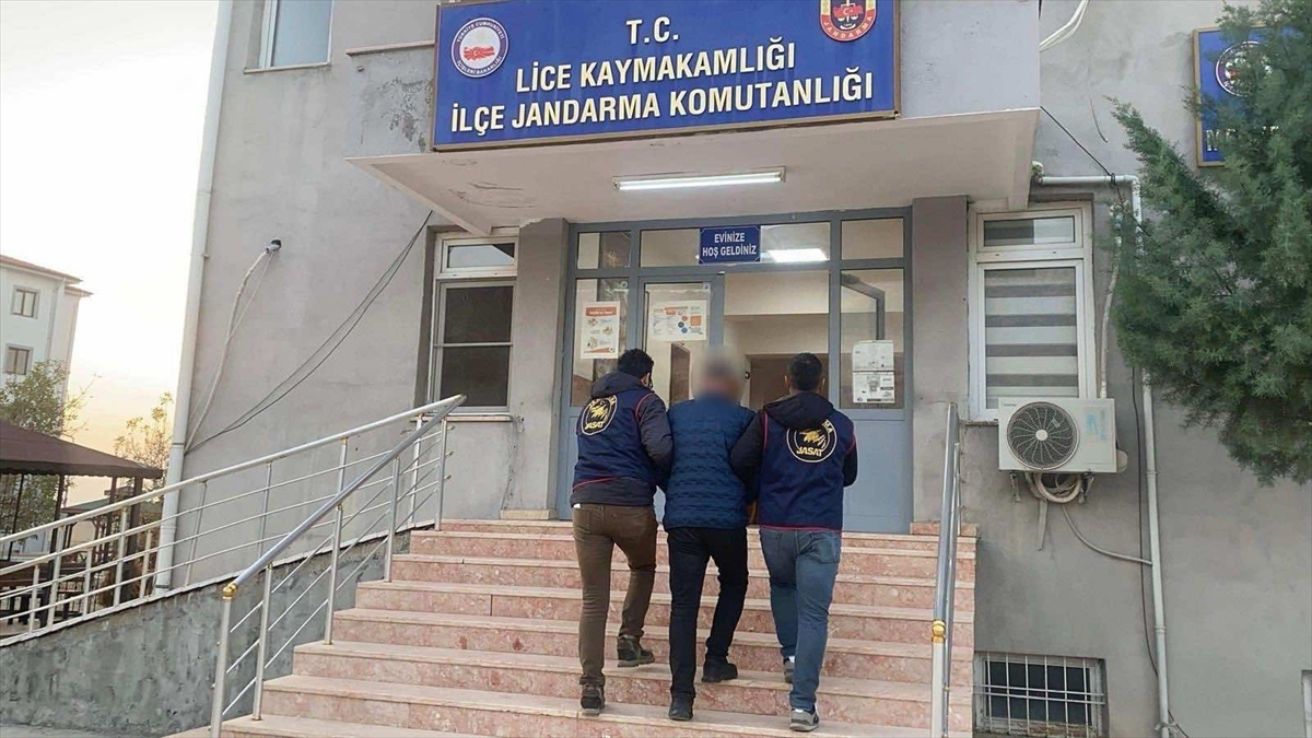 Diyarbakır'da Nefes Kesen Operasyonla Firari Yakalandı