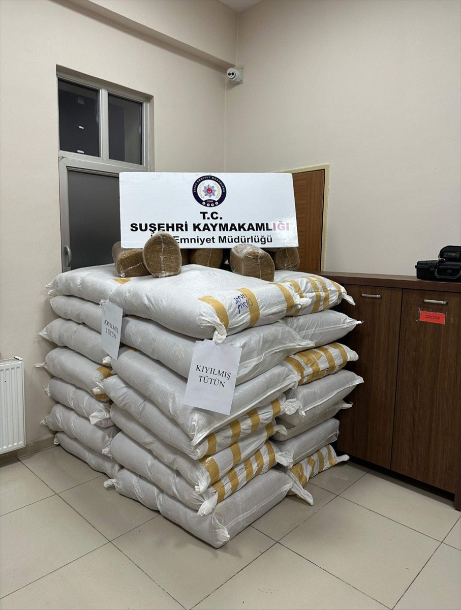 Sivas'ta 900 Kilogram Kaçak Tütün Operasyonu