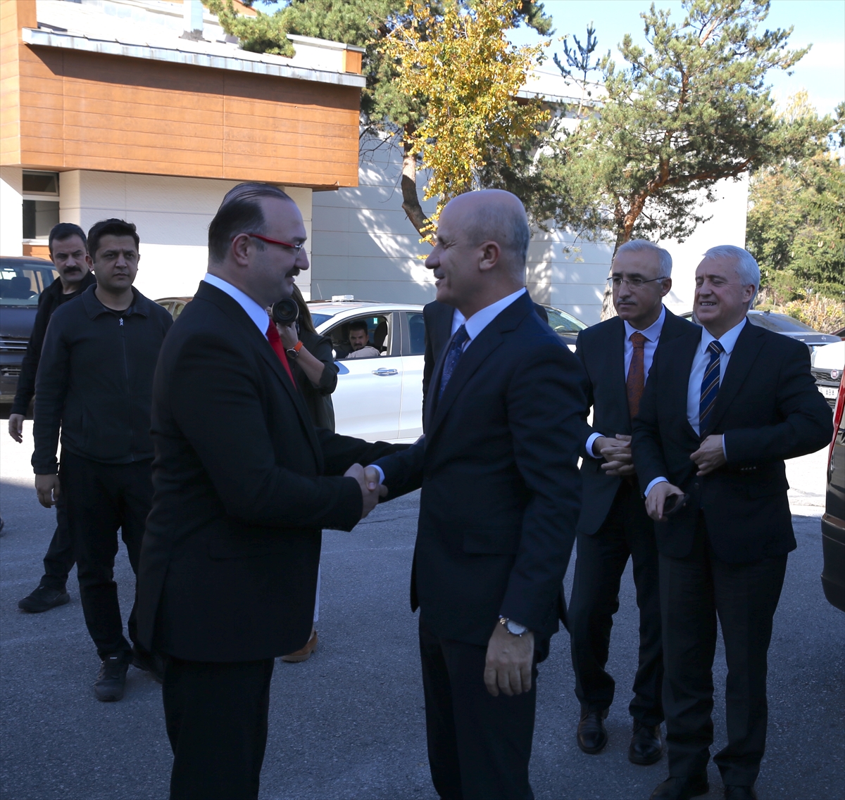 YÖK Başkanı Özvar'dan Eğitimde Yeni Dönem Çağrısı