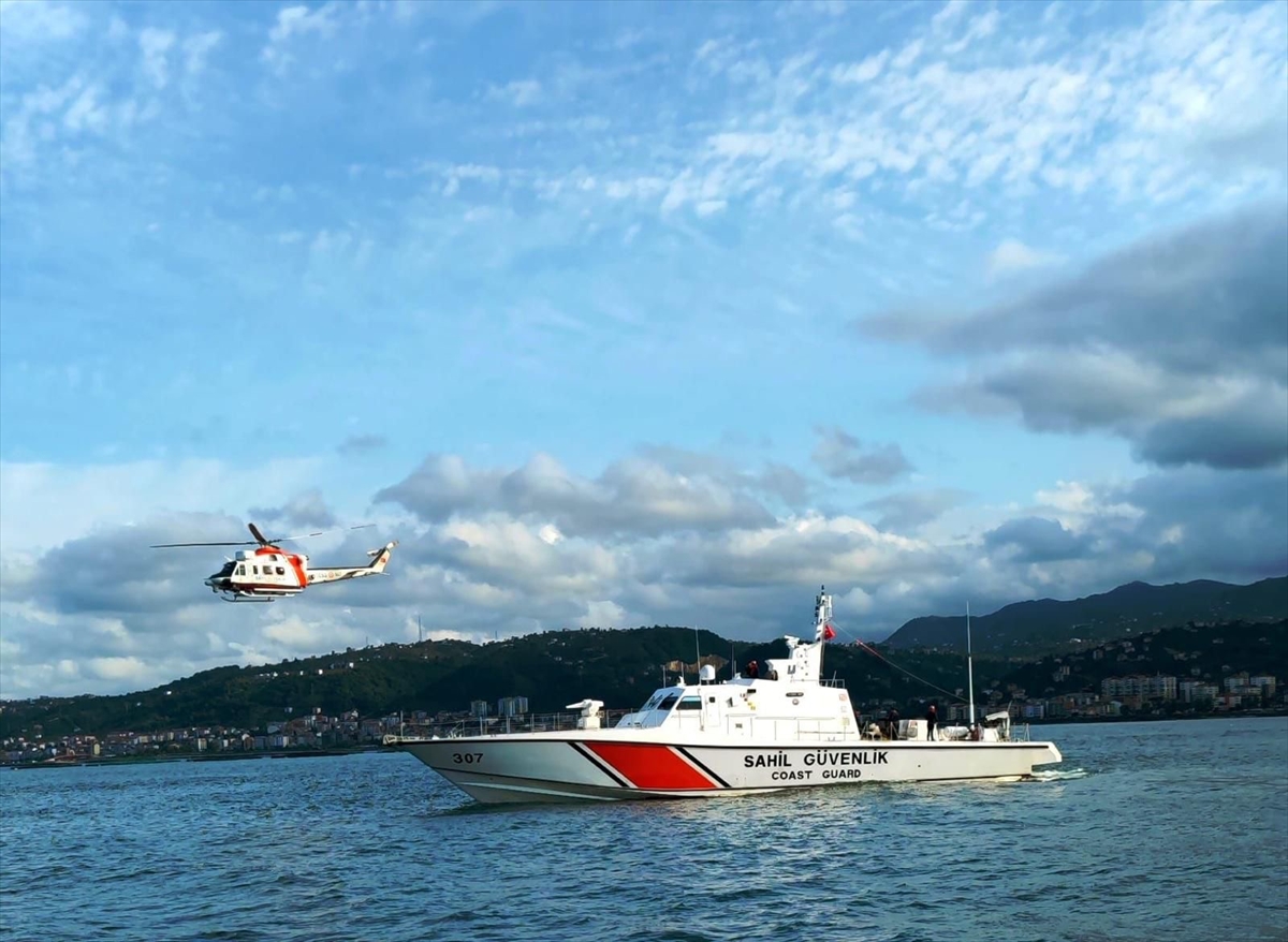 Trabzon'daki gizemli kayboluş: Denizde kaybolan balıkçıyı arama çabaları genişliyor