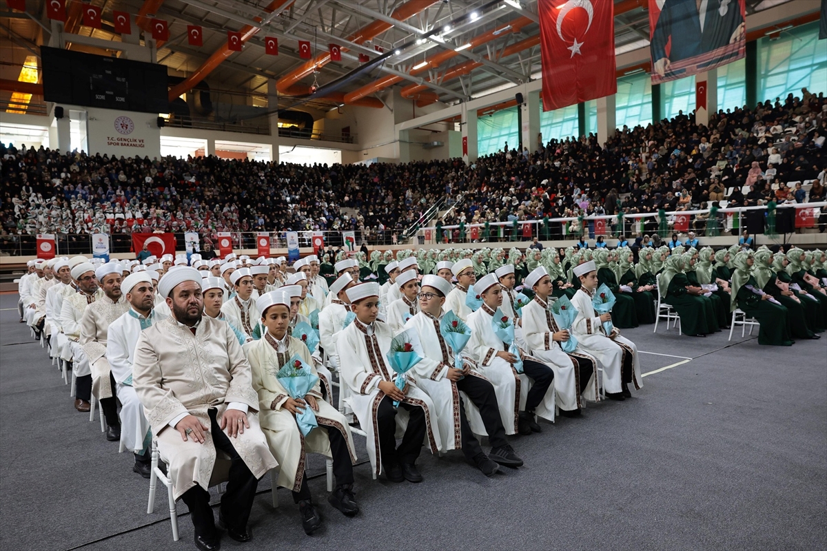Erzincan'da Yüzlerce Hafız İçin Unutulmaz İcazet Töreni