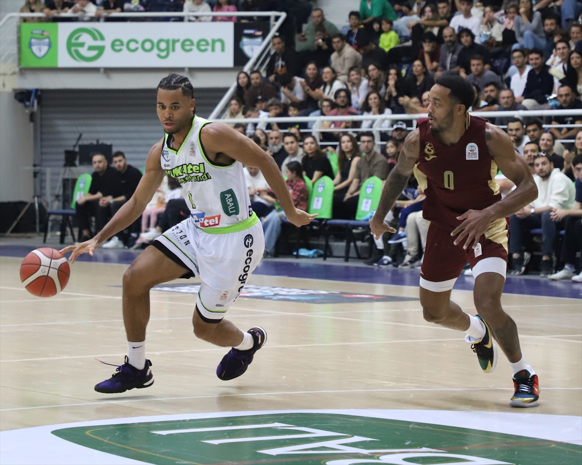 Merkezefendi Belediyesi Basketbol Sahasında Triumph Etti