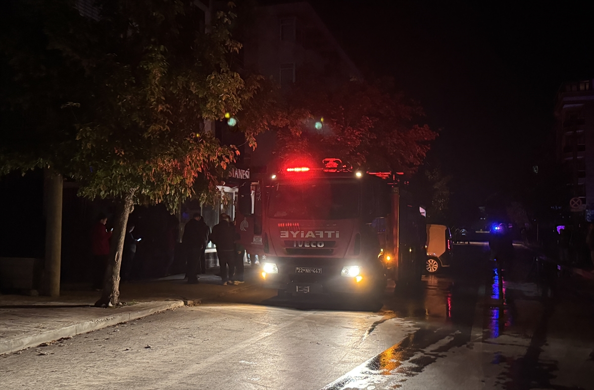 Edirne'de Pastanedeki Yangın Korkuttu: Neler Yaşandı?