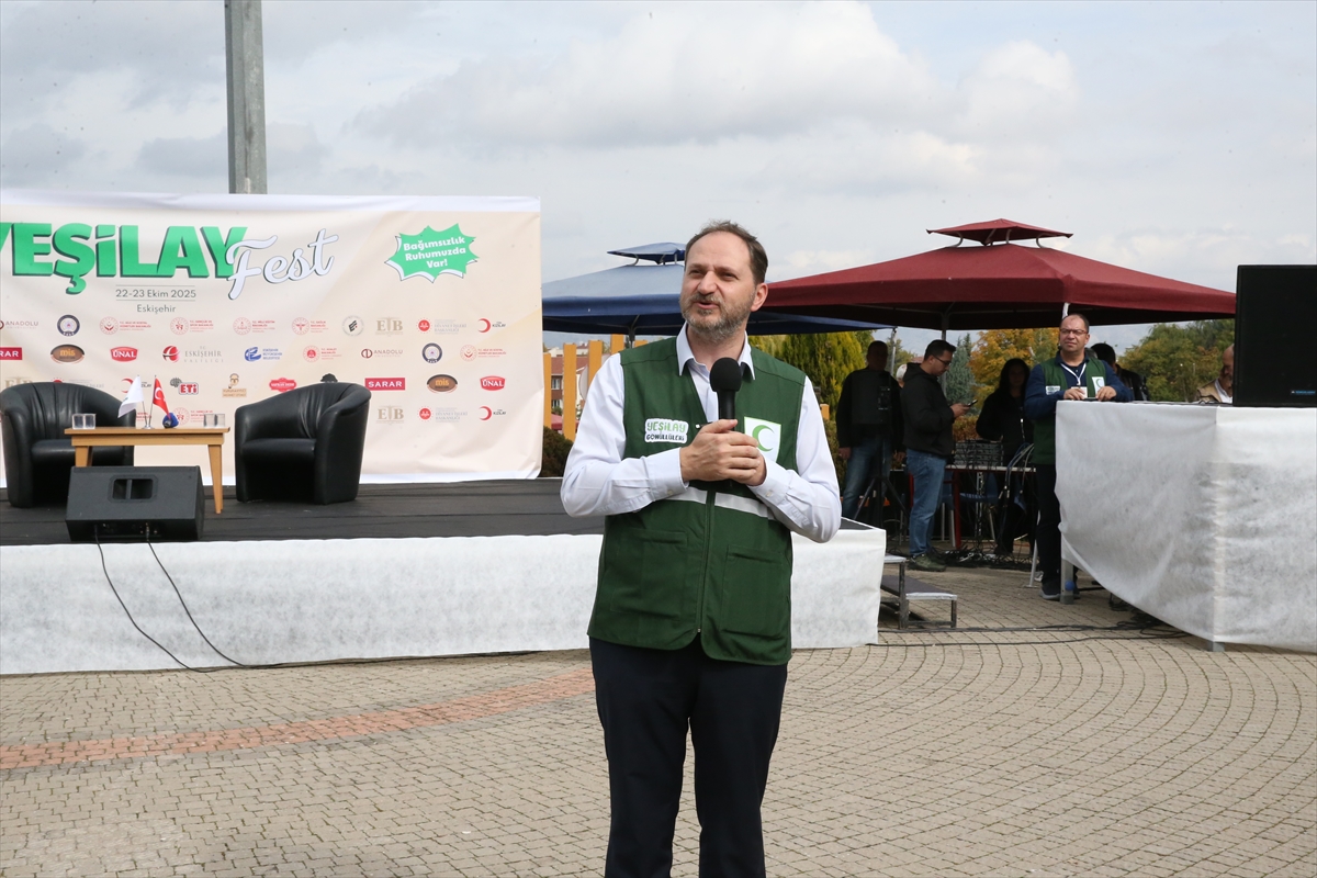 Yeşilay Genel Başkanı Dinç'ten Gençlere İlham Veren Mesajlar