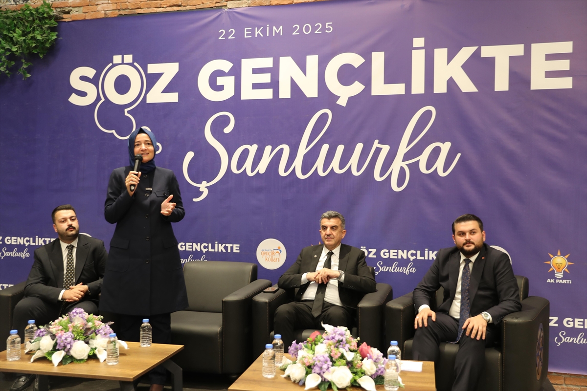 Fatma Betül Sayan Kaya'dan Gençlere Güçlü Mesaj