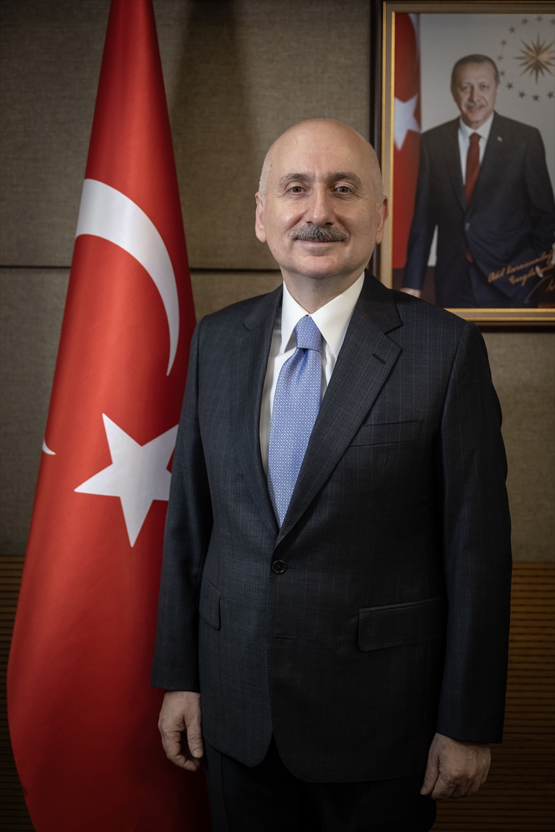 Adil Karaismailoğlu turizmdeki büyük değişimi açıkladı