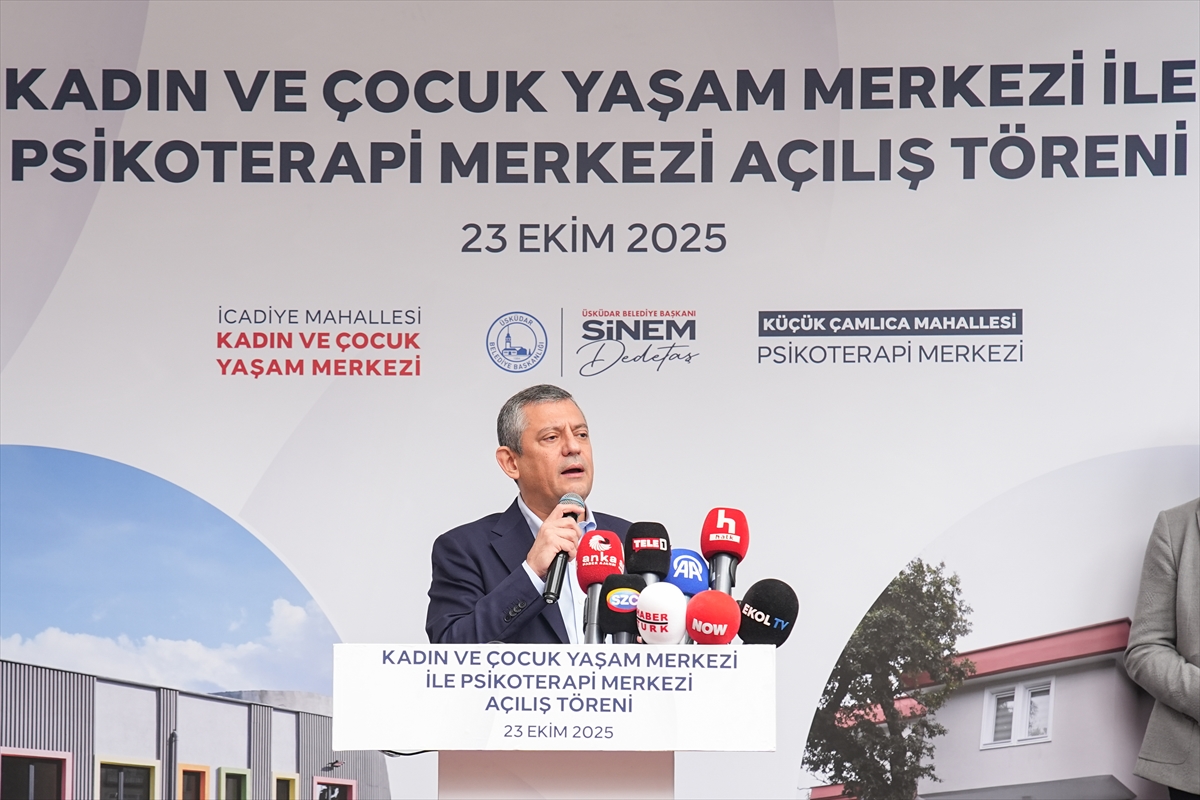 Özgür Özel Üsküdar'da Kadın ve Çocuk Yaşam Merkezinin Açılışında Çarpıcı Mesajlar Verdi