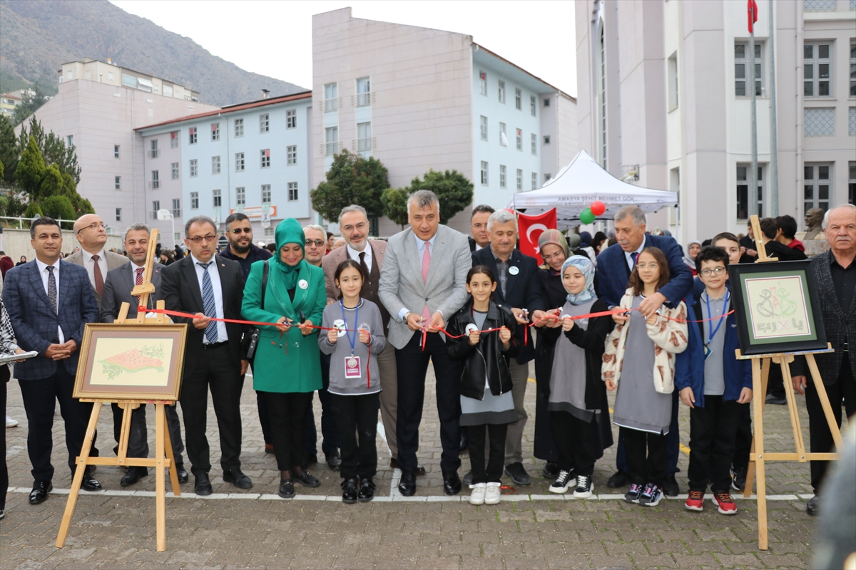 Öğrenciler Gazze İçin Bir Araya Geldi Amasyada Duygu Dolu Kermes