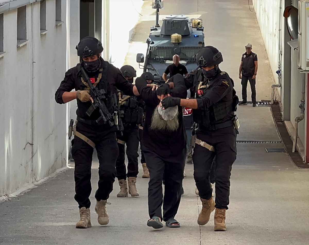 Adana'da terör operasyonu: 6 DEAŞ zanlısı tutuklandı