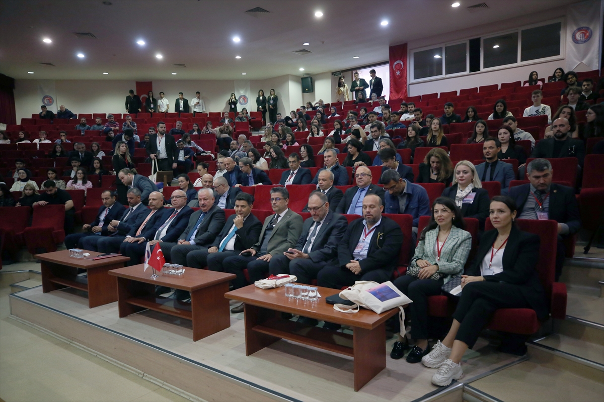 Çanakkale'de Ulaştırma ve Lojistik Kongresi Başladı Türkiye Geleceğe Koşuyor