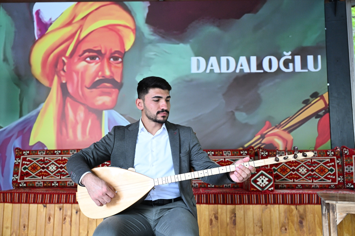 13 Yaşında Annesinin Aldığı Sazla Sanat Yolculuğu