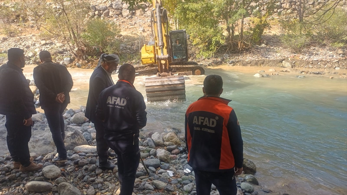 Hakkari'de Kayıp Genç İçin Seferberlik: Arama Çalışmaları Devam Ediyor