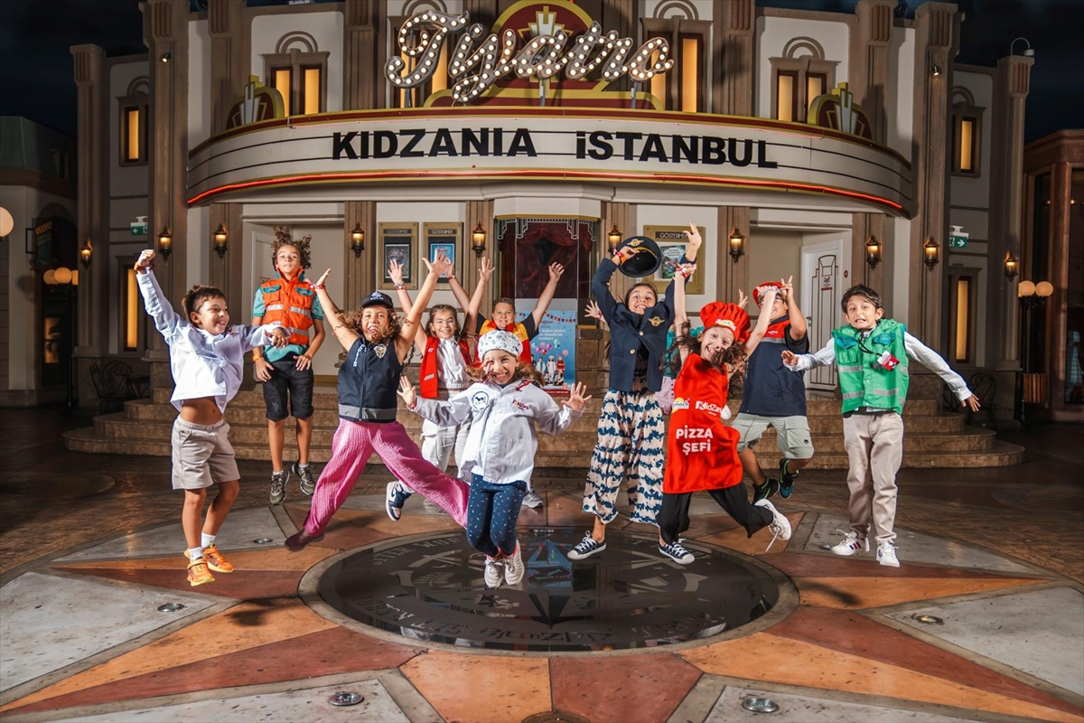 KidZania İstanbul'un Bilim Şenliği Çocukları Eğlence ve Öğrenmeyle Buluşturacak