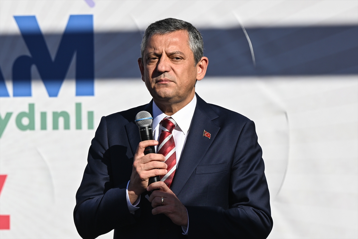 CHP Genel Başkanı Özgür Özel Yurt Açılışında Konuştu