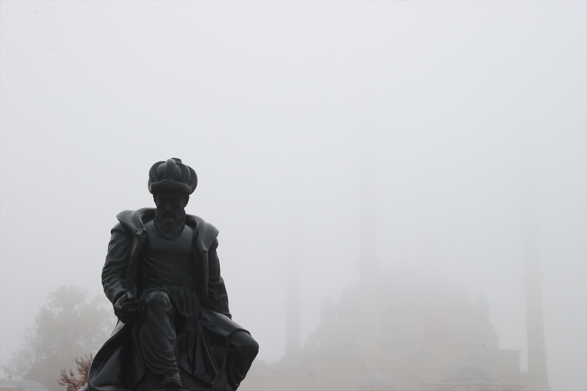 Edirne'de Sis Engel Tanımıyor Yoğun Sis Hayatı Felç Etti