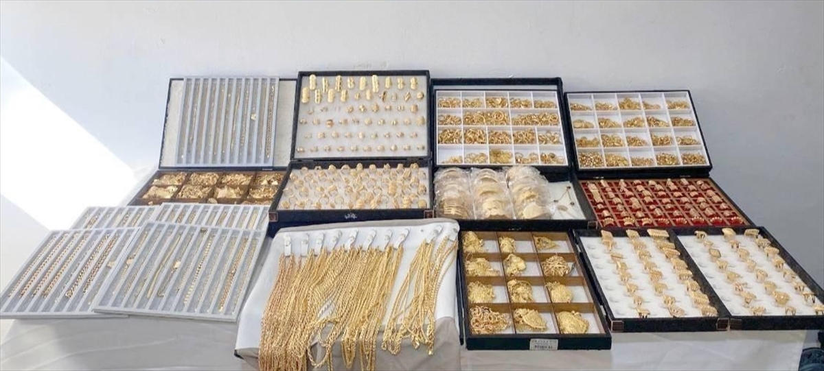 Diyarbakır'da Hayrete Düşüren Kaçak Altın Operasyonu: Tam 7,5 Kilogram